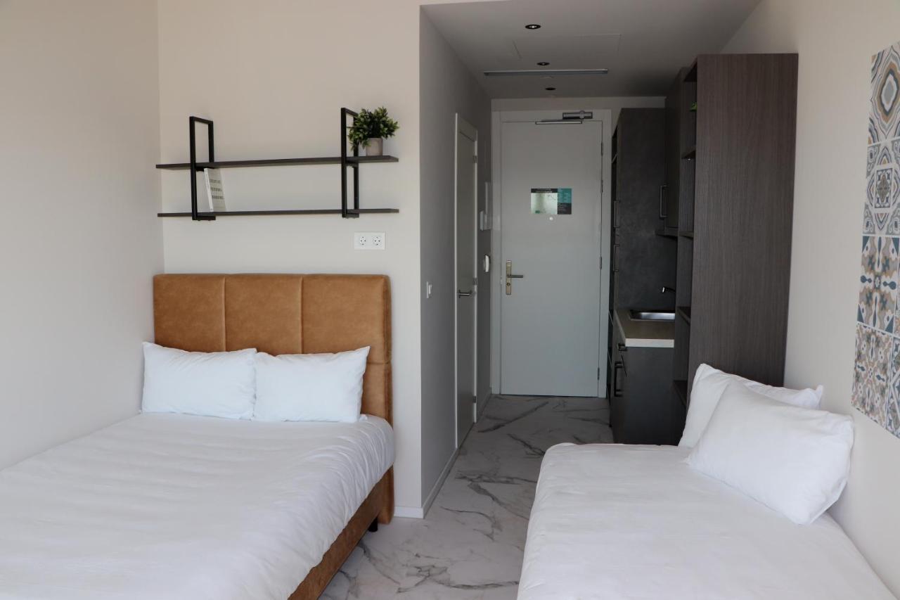 Student Experience Madrid Pozuelo - Luxury Hostel Pozuelo de Alarcon Ngoại thất bức ảnh