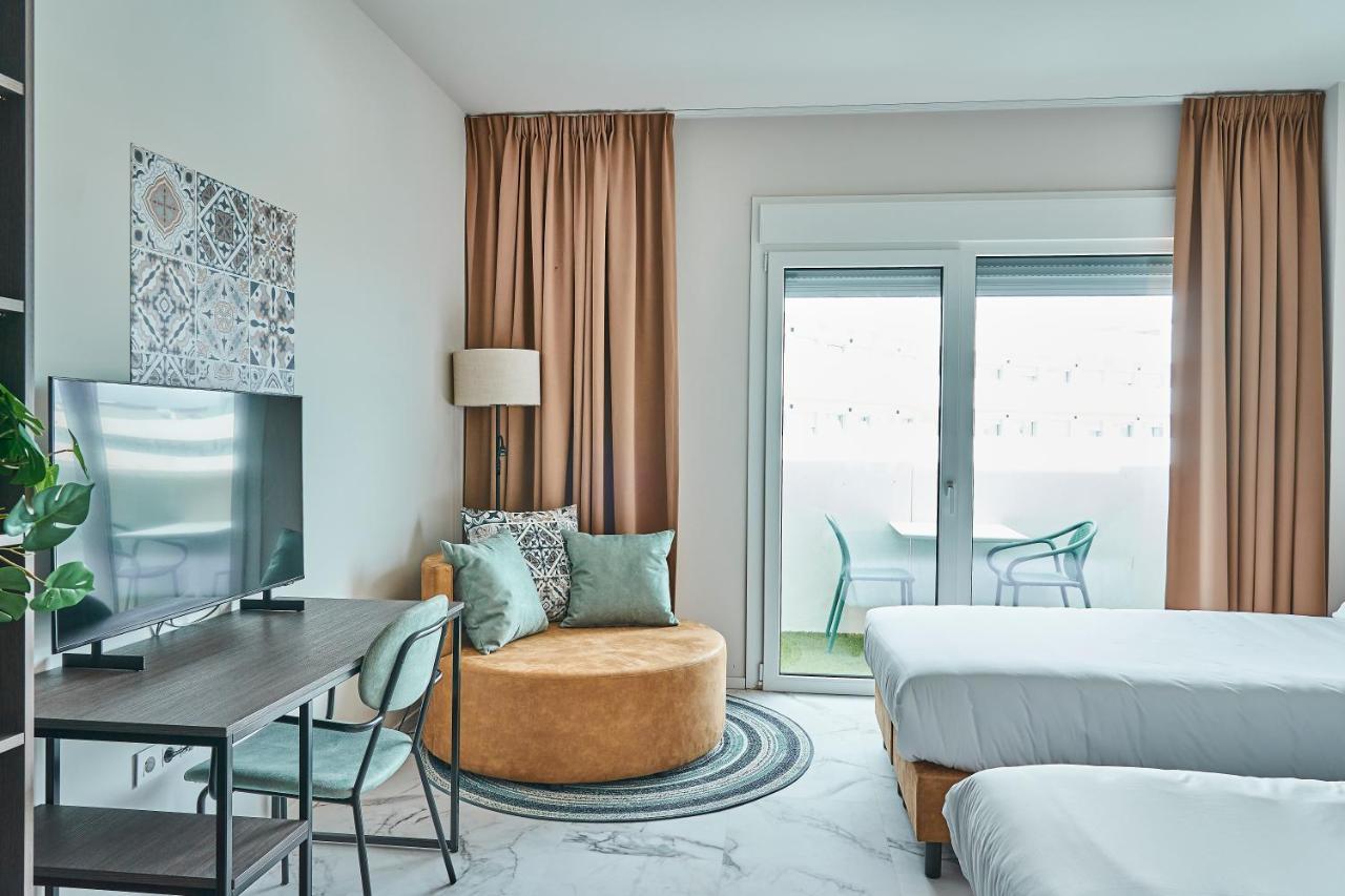 Student Experience Madrid Pozuelo - Luxury Hostel Pozuelo de Alarcon Ngoại thất bức ảnh