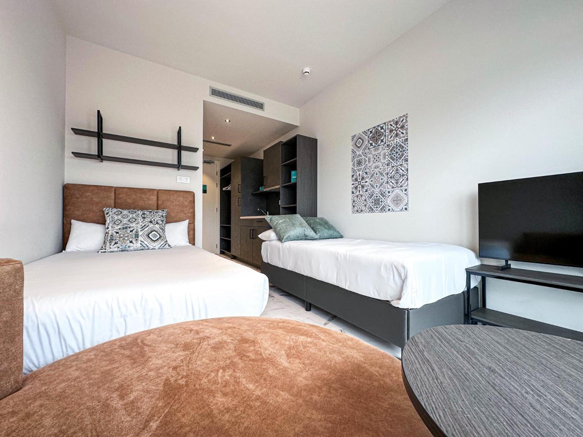 Student Experience Madrid Pozuelo - Luxury Hostel Pozuelo de Alarcon Ngoại thất bức ảnh